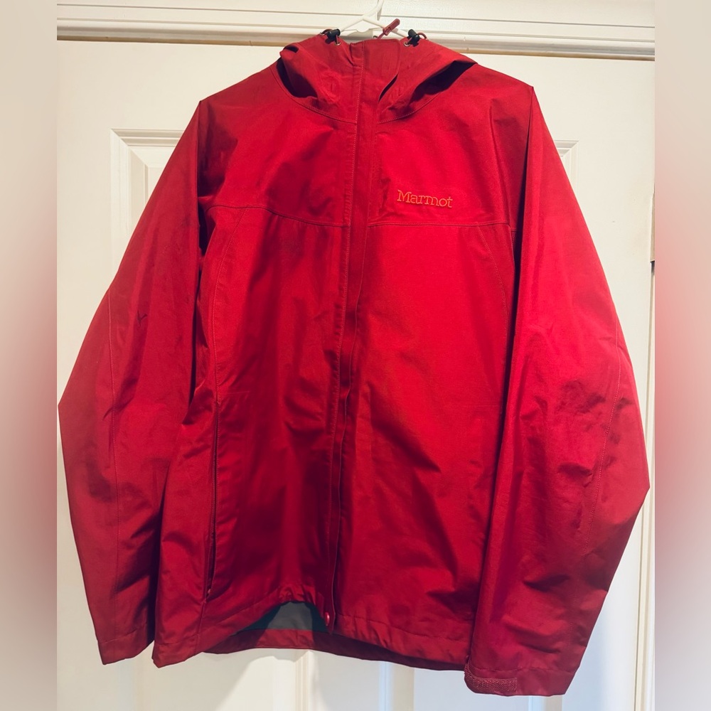 Marmot Women's Minimalist Red Rain Jacket - Picture 10 of 13